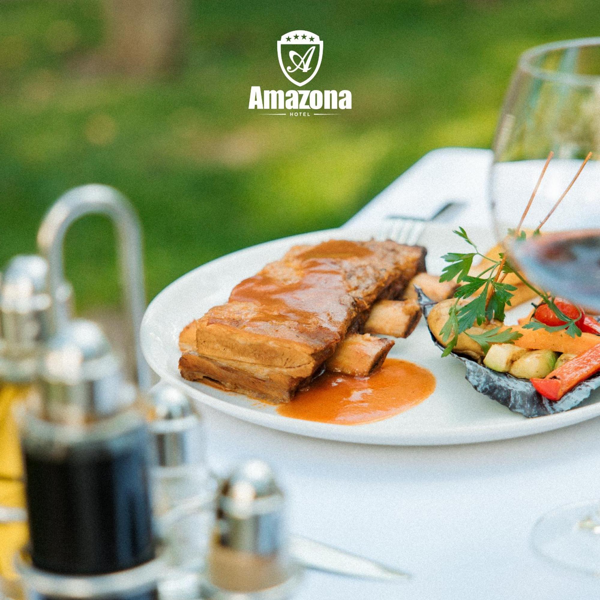 Amazona Hotel Prishtine Bagian luar foto